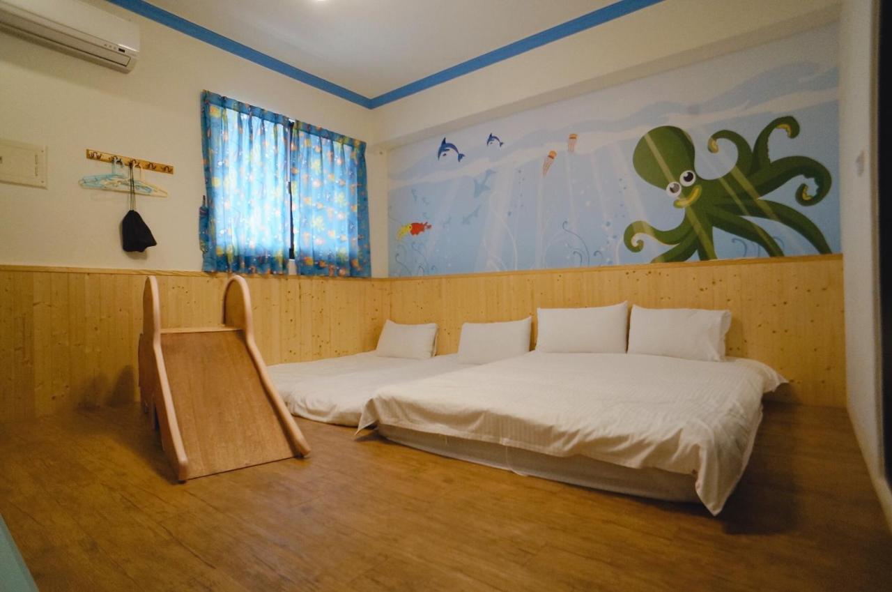 Childlike Innocence Homestay Хуалянь Екстер'єр фото